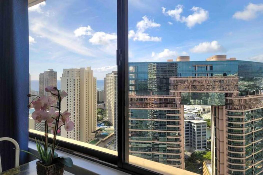 Waikiki Condo High Floor Views Beaches Convention Center Honolulu Bagian luar foto